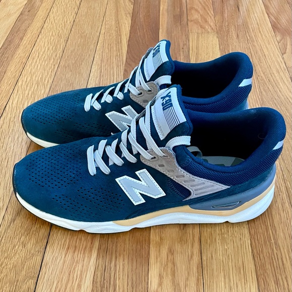 New Balance X-90 - Picture 2 of 6